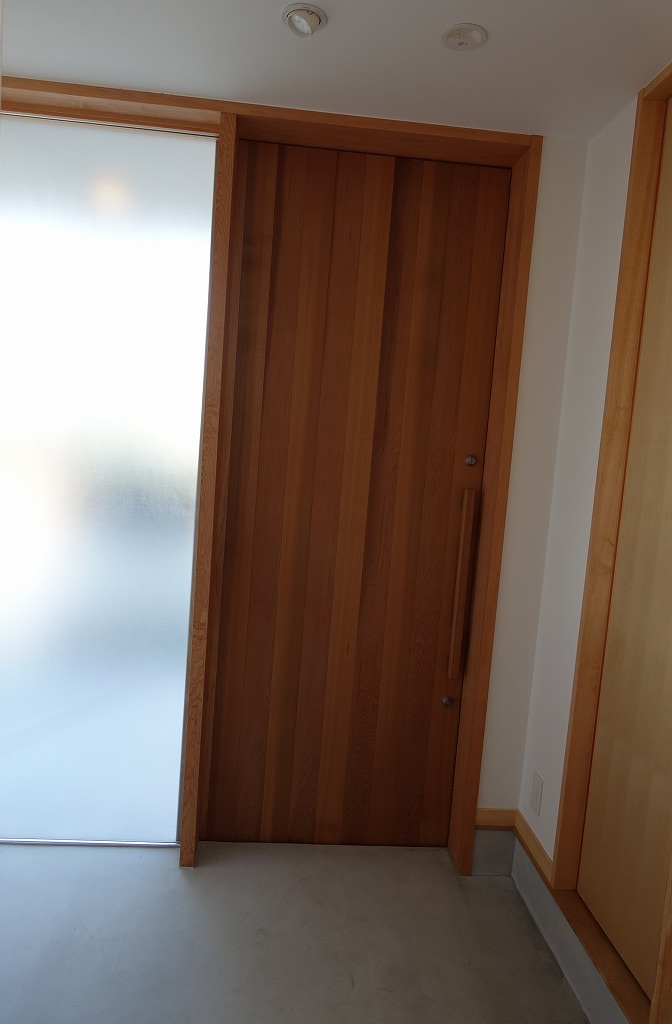 明るい玄関