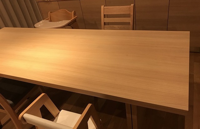 キッチンハウスダイニングテーブルレビュー 高さ サイズ 色 素材 ヒラヤスタイル