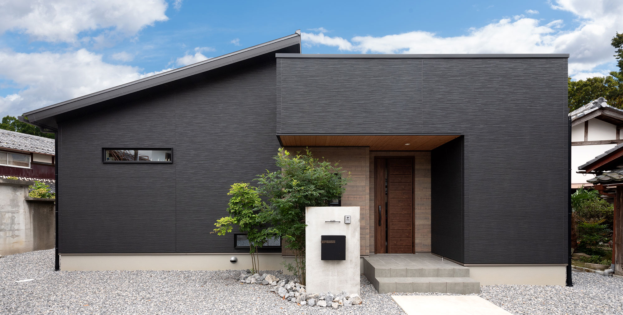 華建築の平屋「HANA flat」の外観